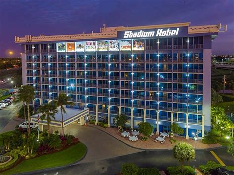 hotels in miami near miami heat stadium